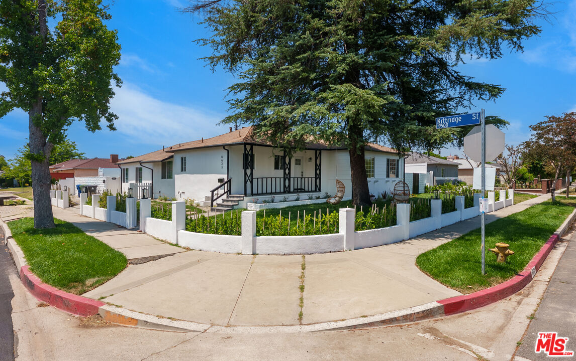 6633 Belmar Ave