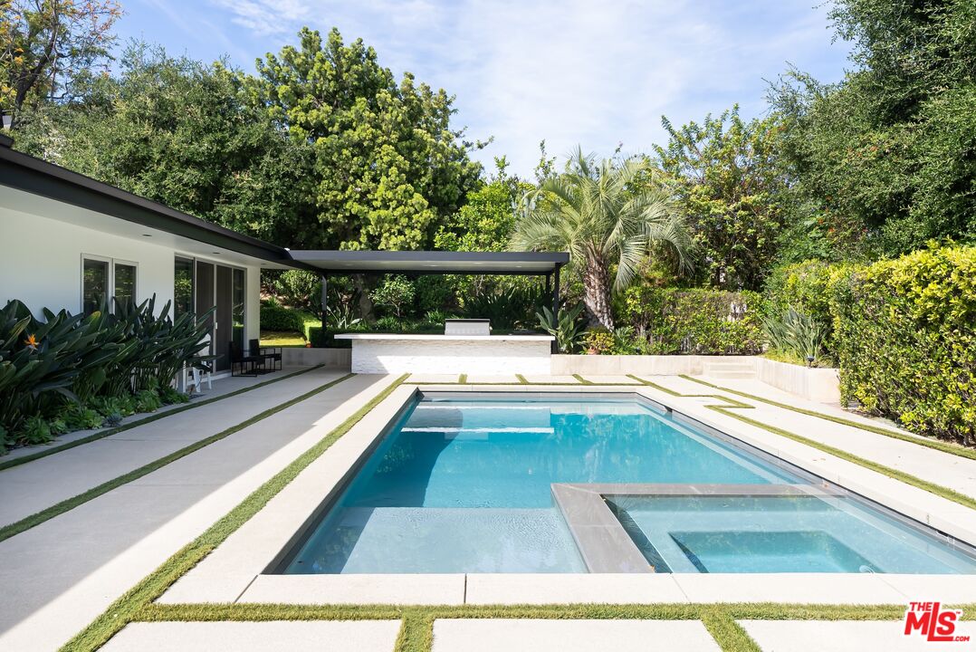 3371 Alana Dr