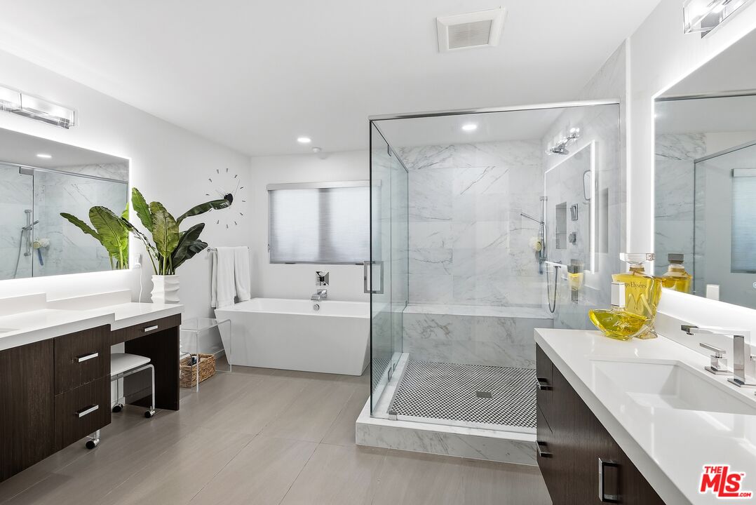 3371 Alana Dr