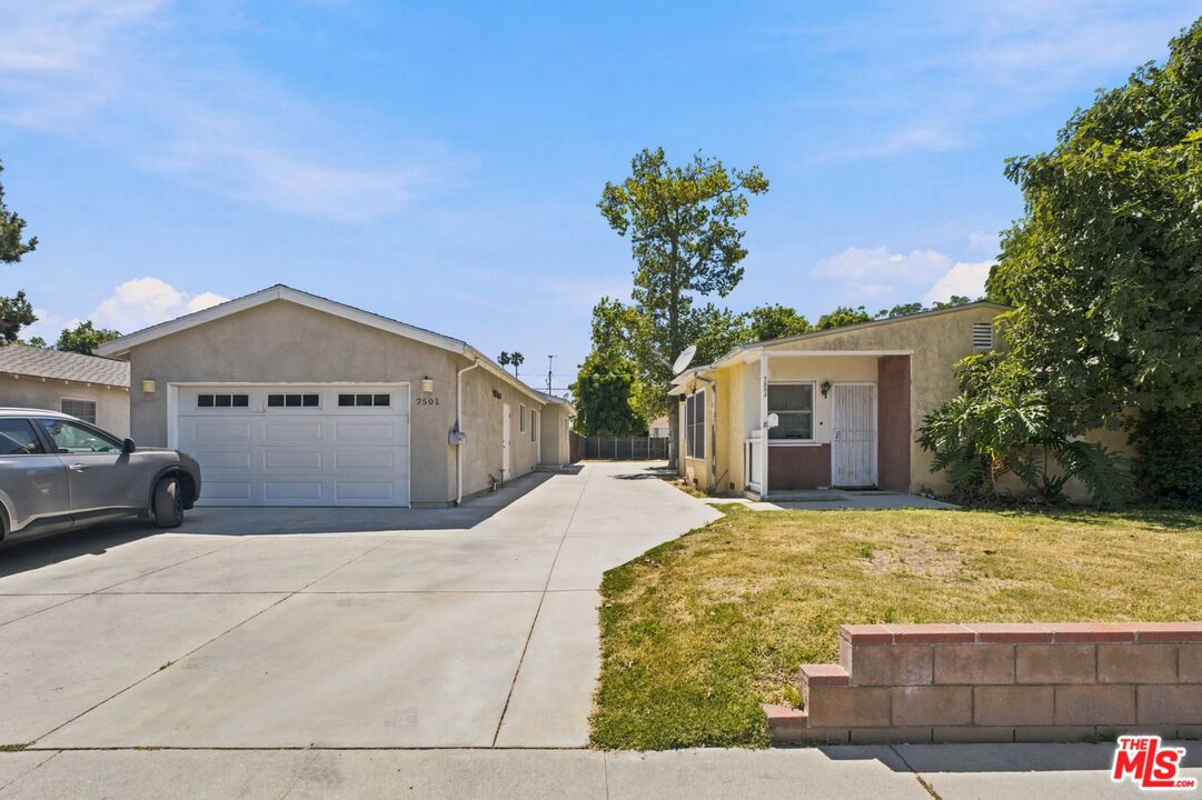 7503 White Oak Ave
