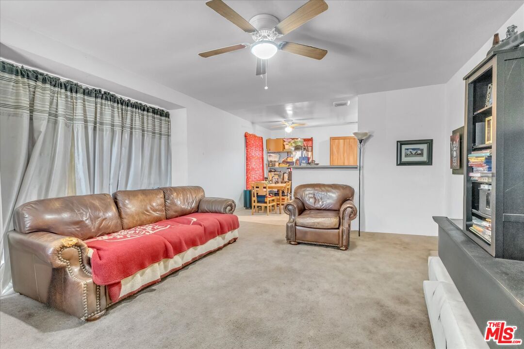 7503 White Oak Ave