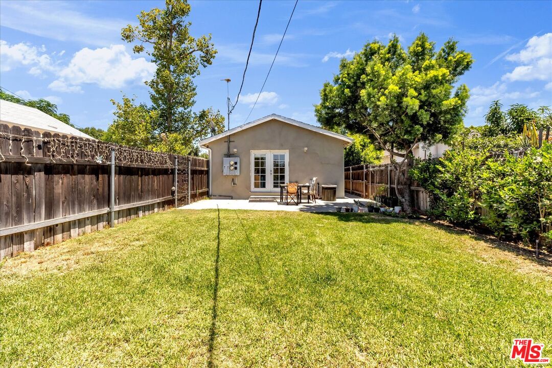 7503 White Oak Ave