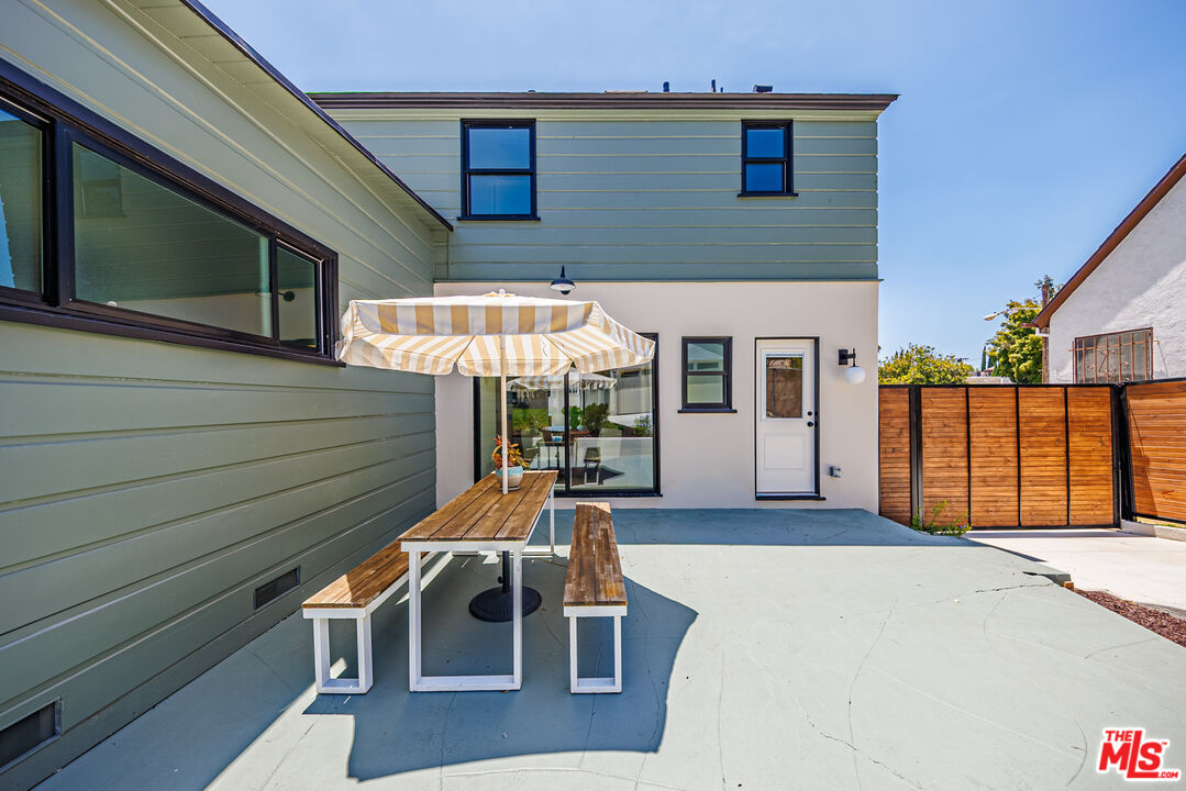 4325 Price St