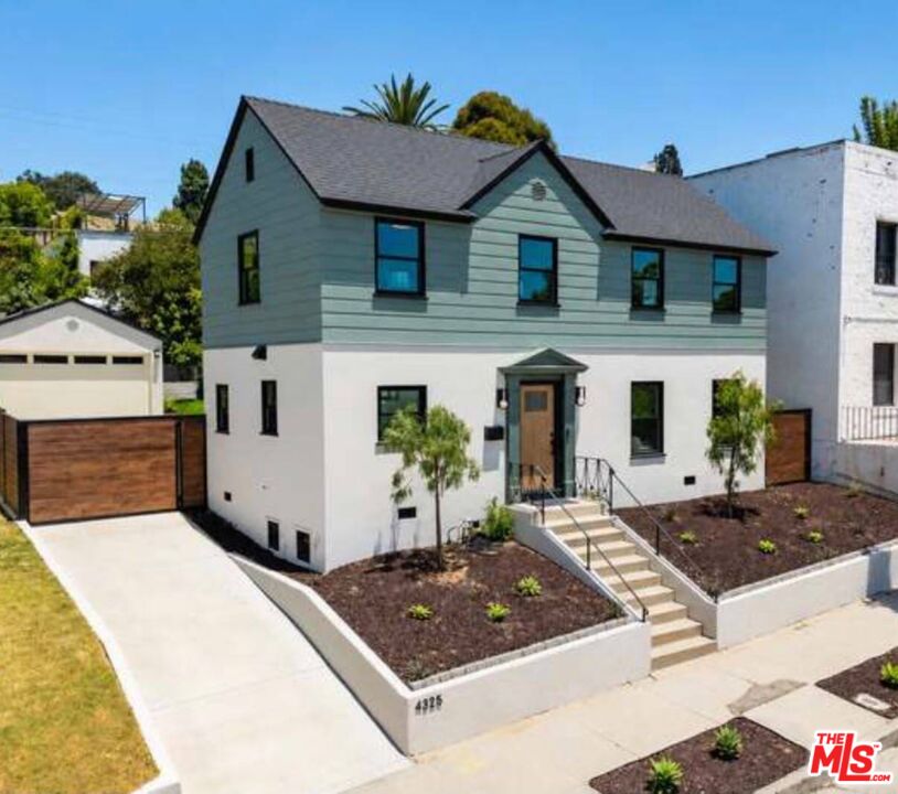 4325 Price St