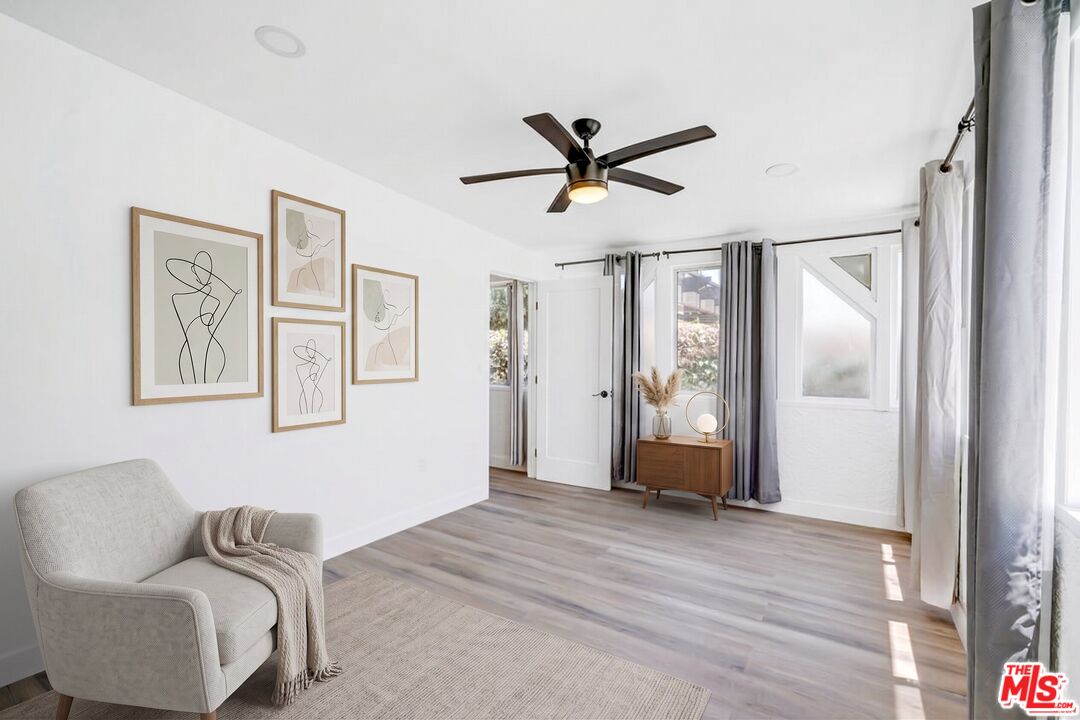 19924 Welby Way Unit: 1/2