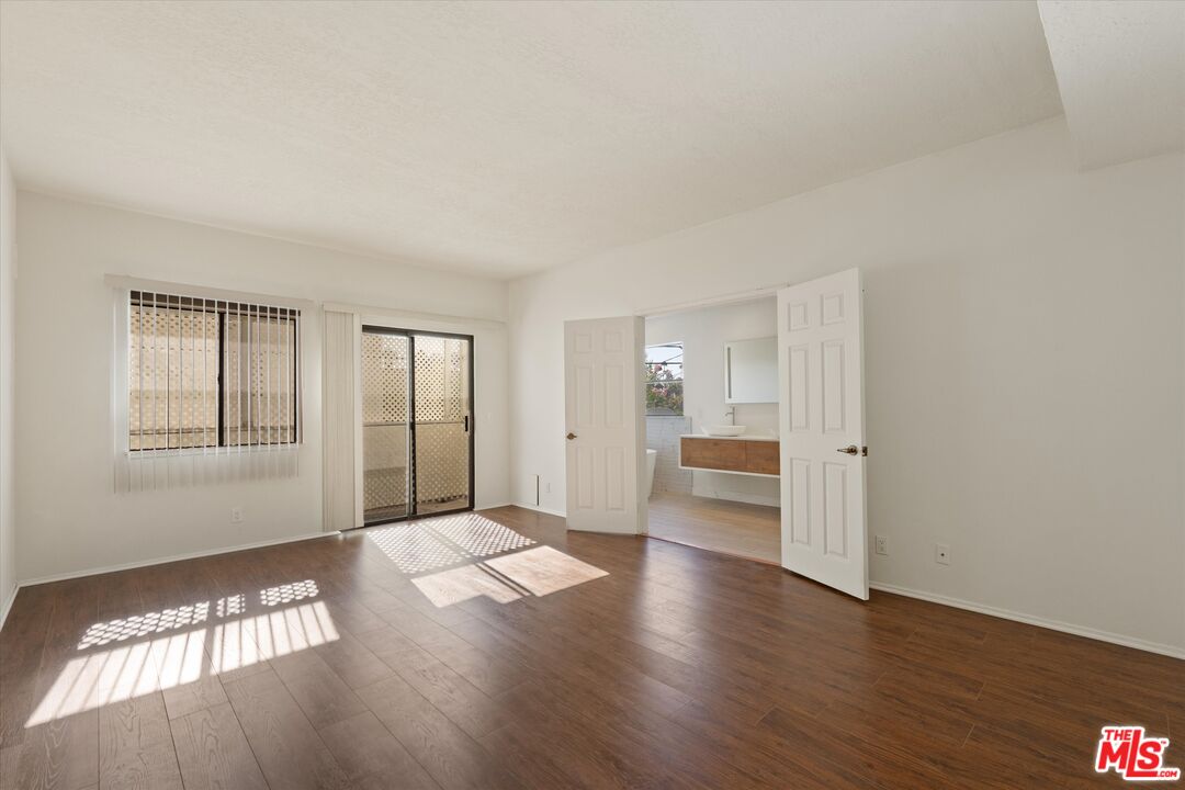 432 S Hamel Rd Unit: 201