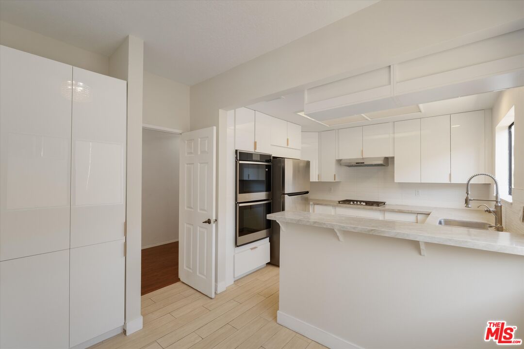 432 S Hamel Rd Unit: 201