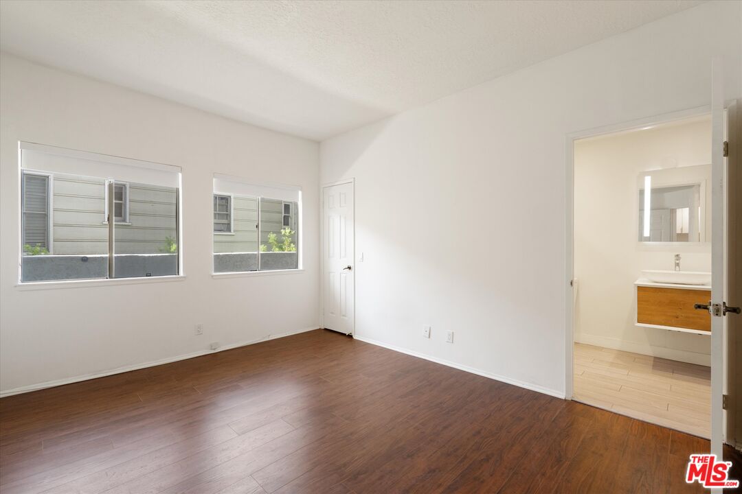 432 S Hamel Rd Unit: 201