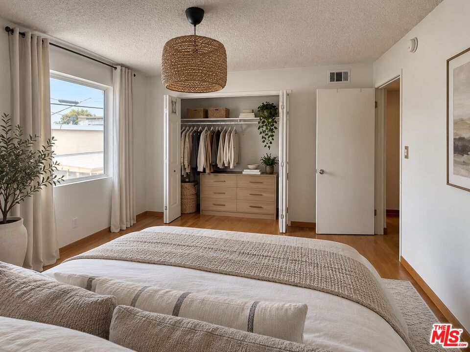 1336 Yale St Unit: 6