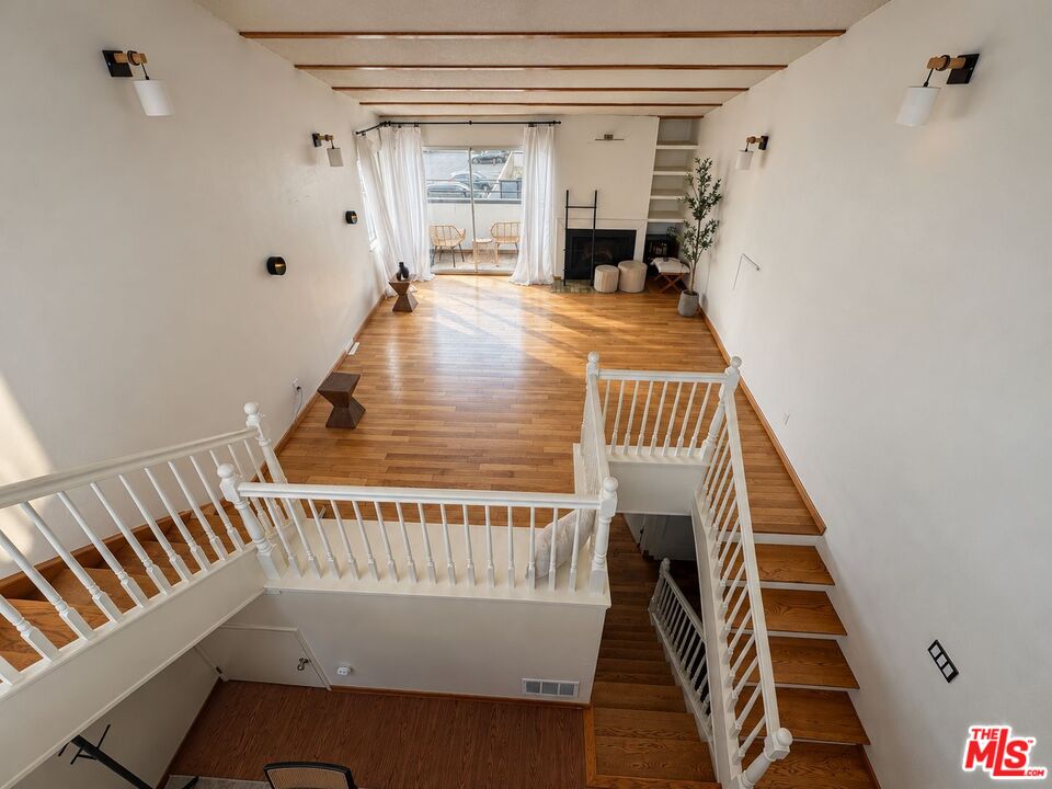 1336 Yale St Unit: 6