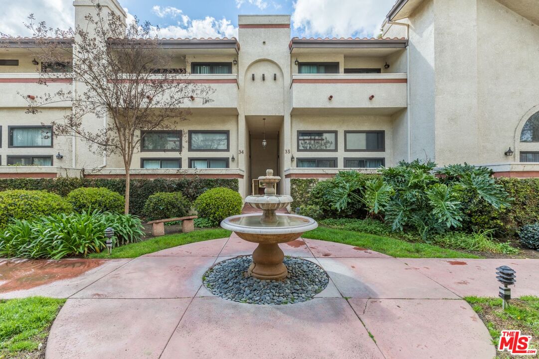 6930 De Celis Pl Unit: 34