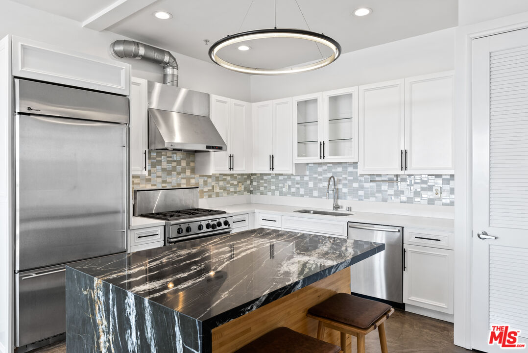 1544 12th St Unit: 303