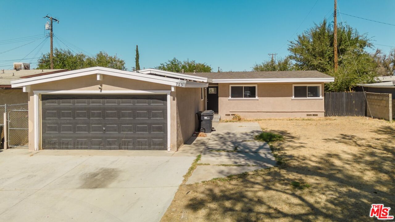 713 W Avenue H10