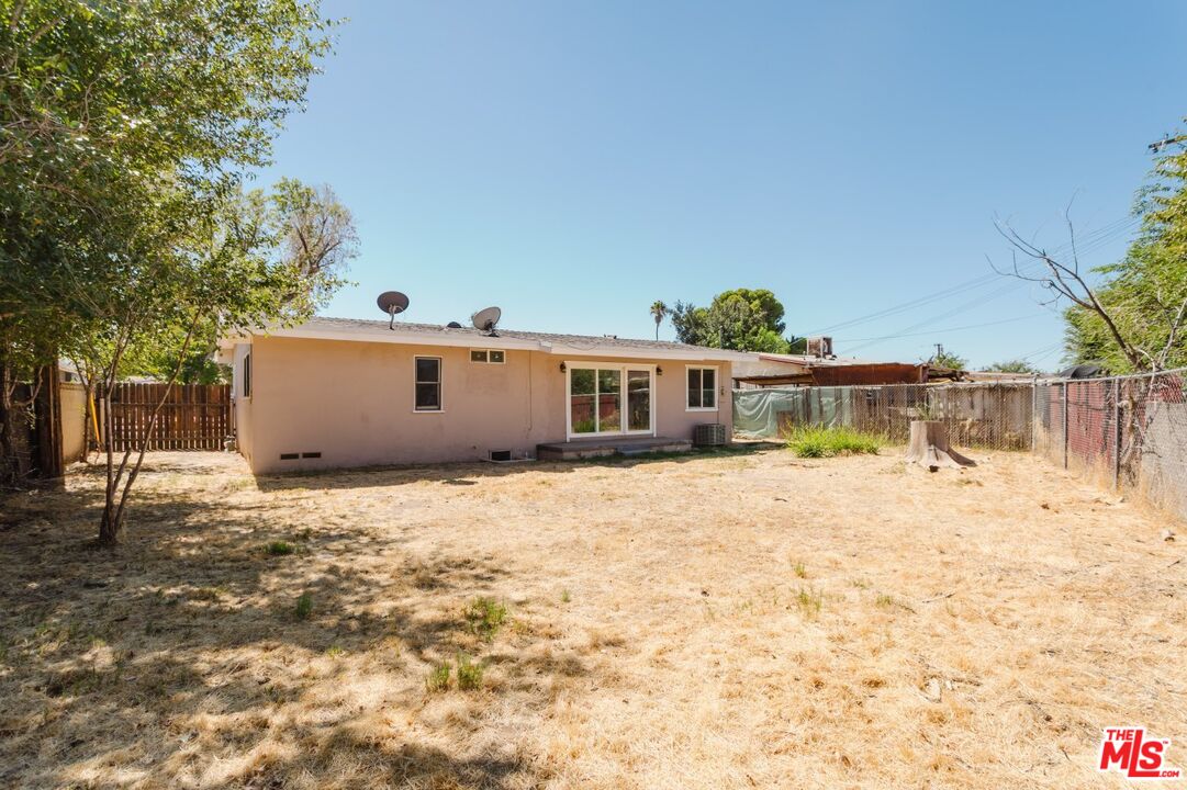713 W Avenue H10