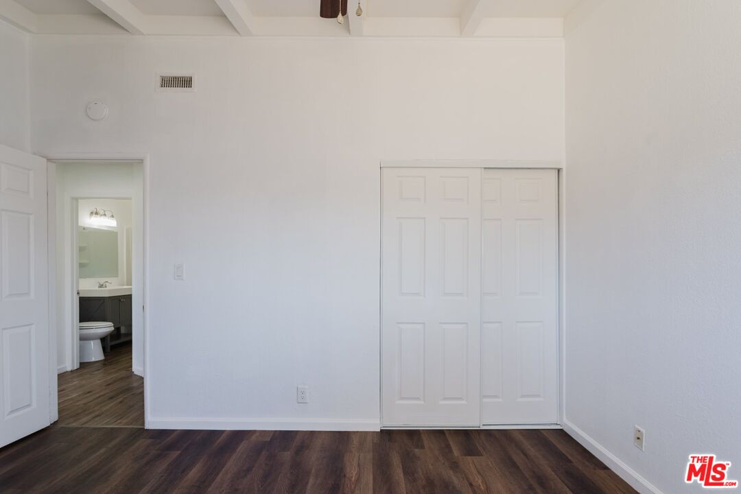 713 W Avenue H10