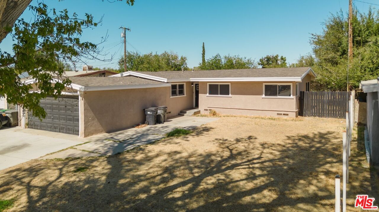713 W Avenue H10