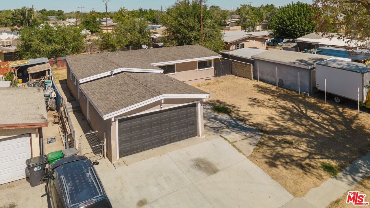 713 W Avenue H10