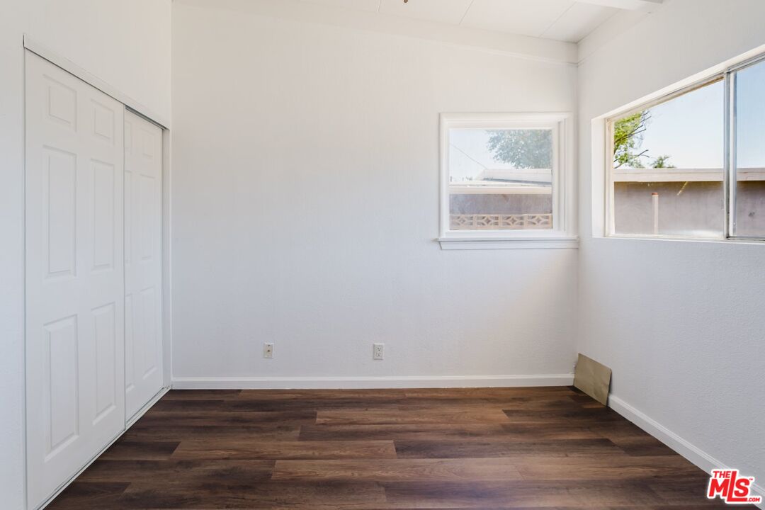 713 W Avenue H10