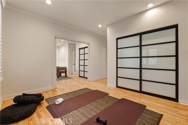 5558 Edgewood Place