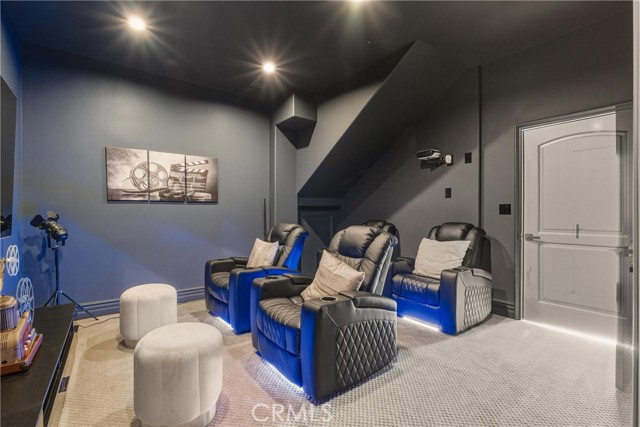 5558 Edgewood Place