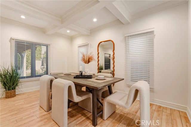 5558 Edgewood Place