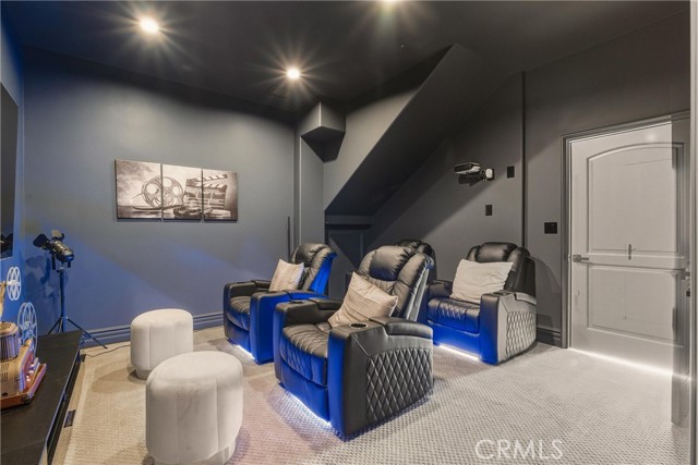 5558 Edgewood Place