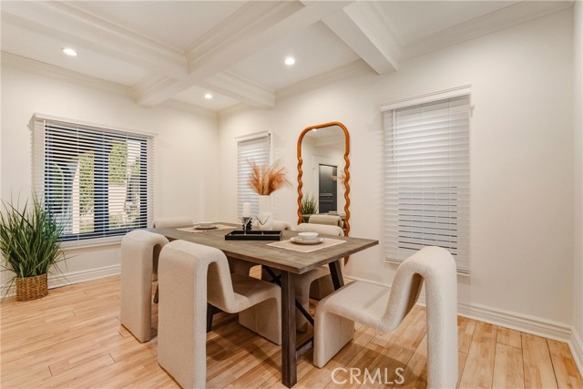 5558 Edgewood Place