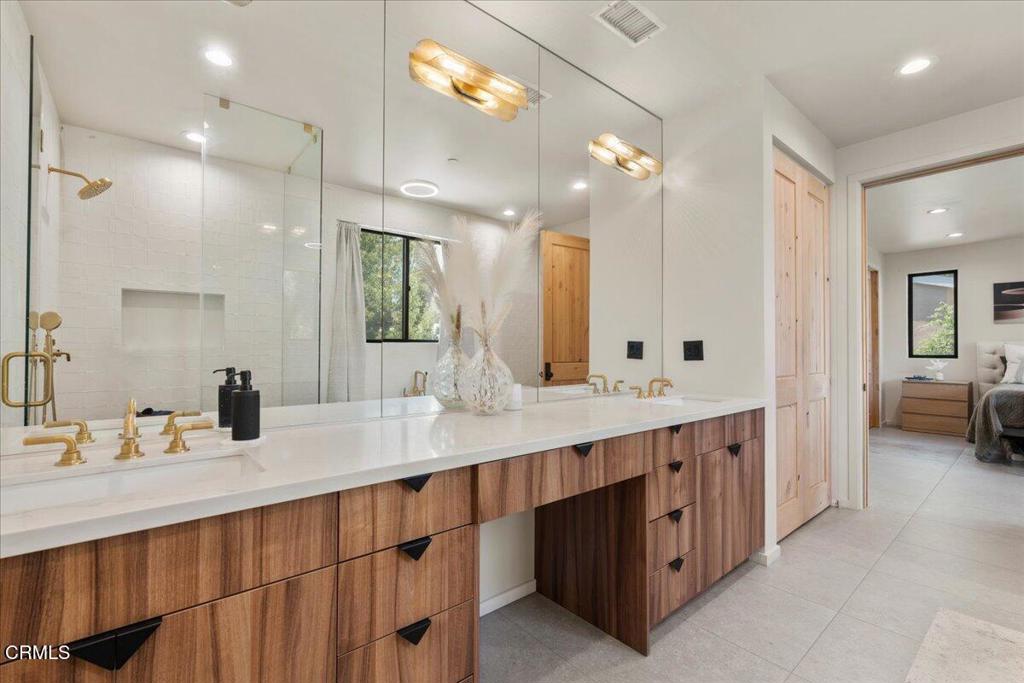 722 Terrace 49