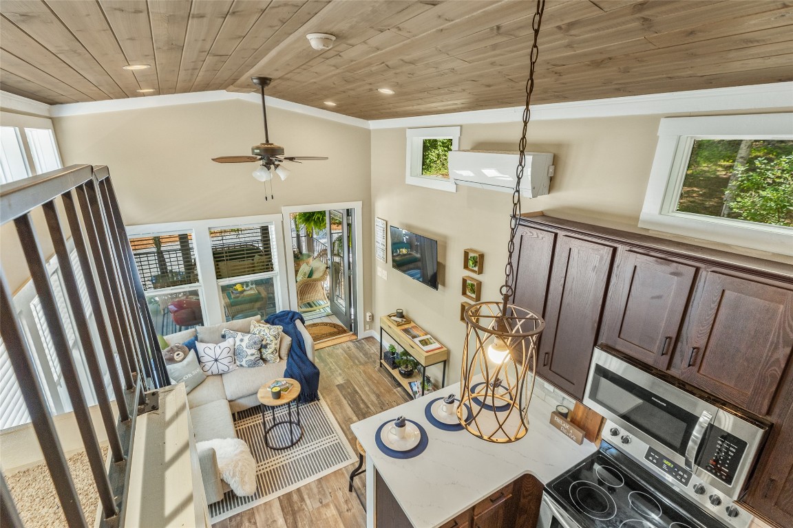 3095 Silversteen Road