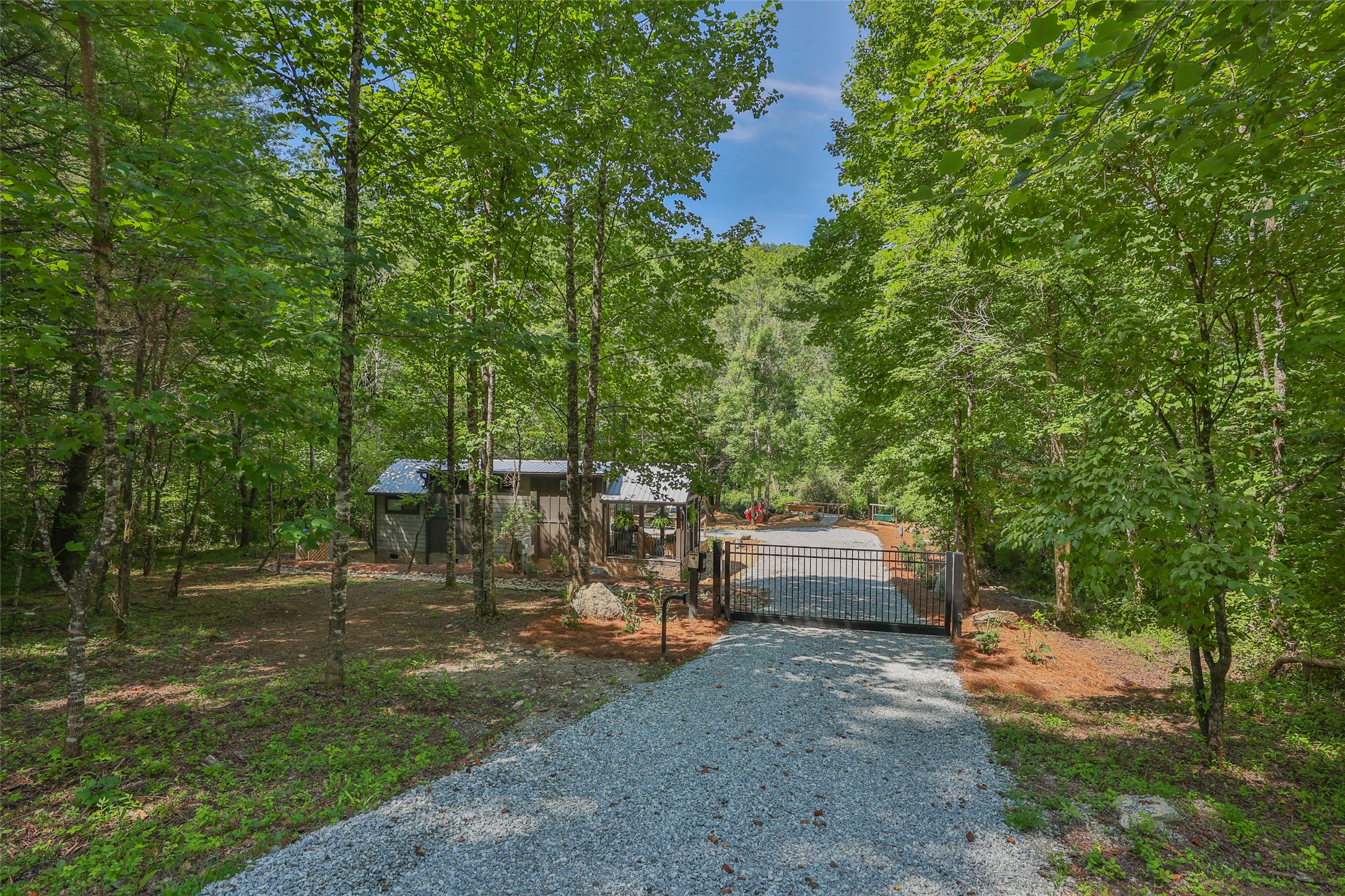 3095 Silversteen Road