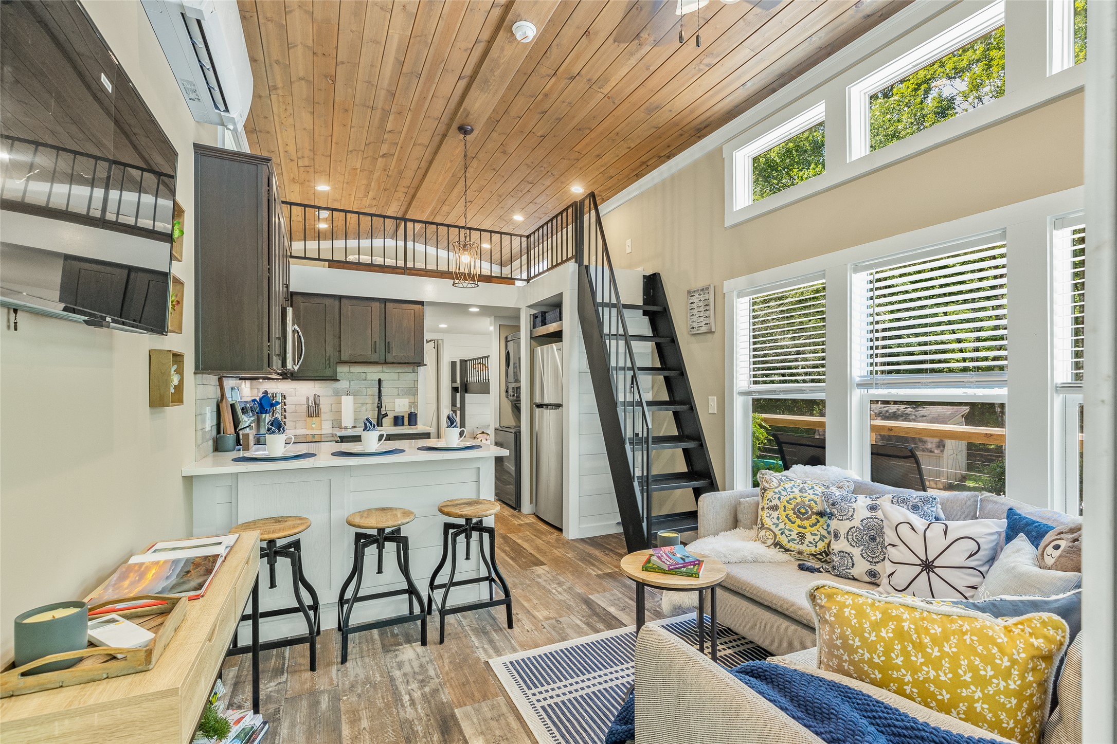 3095 Silversteen Road