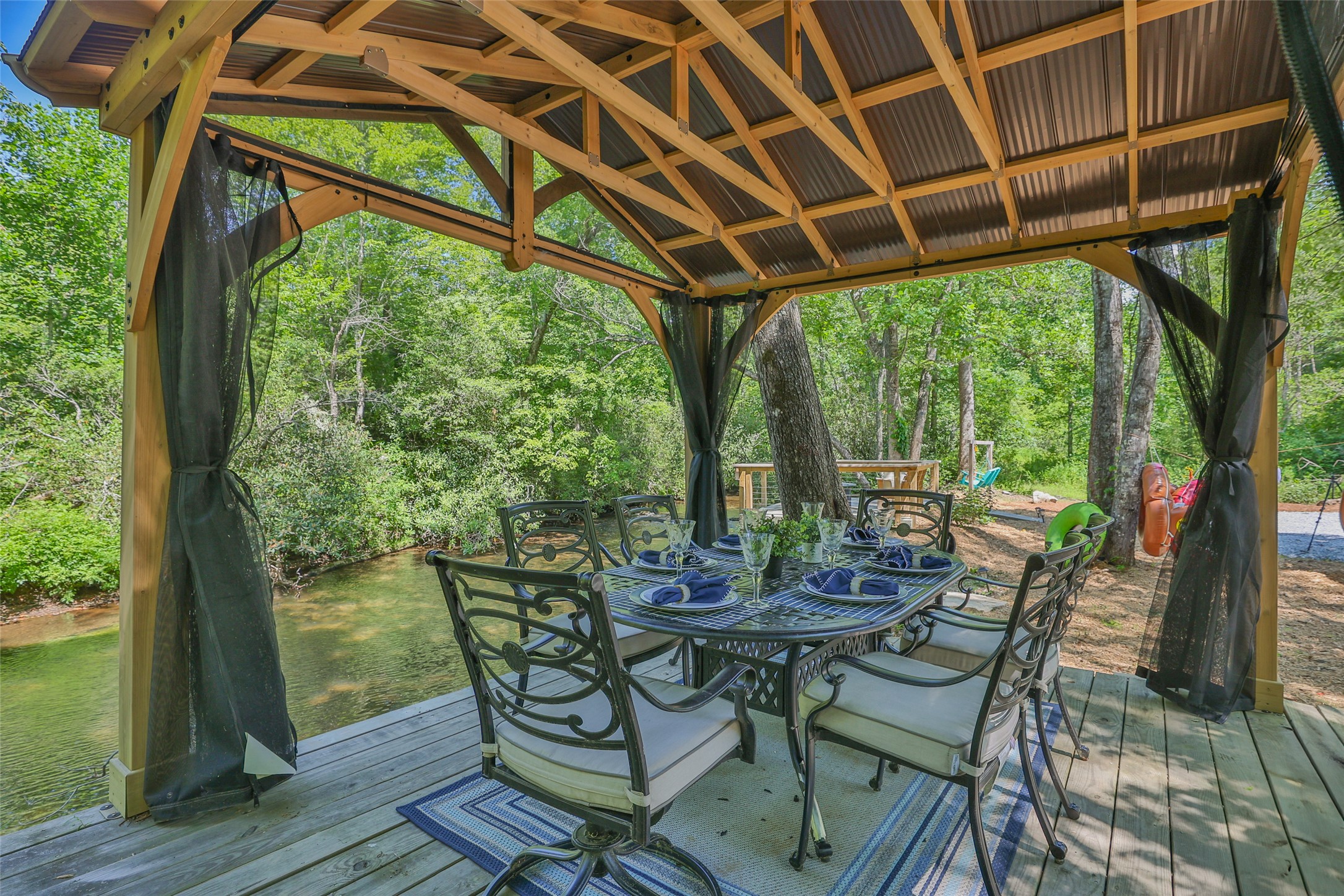 3095 Silversteen Road