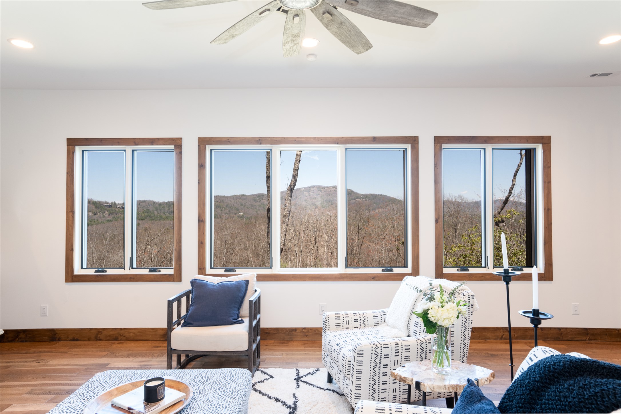 281 High Cliffs Road