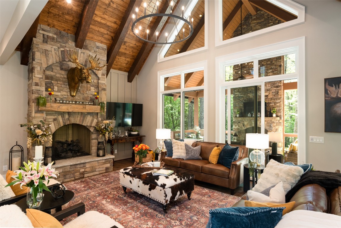 1984 New Settlers Way