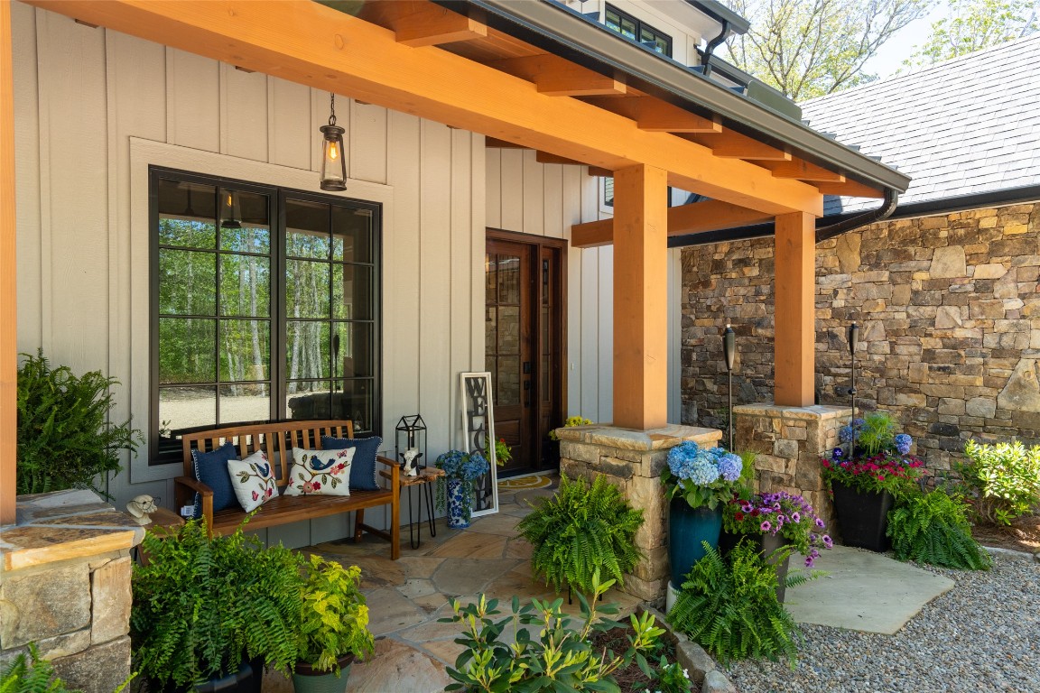 1984 New Settlers Way