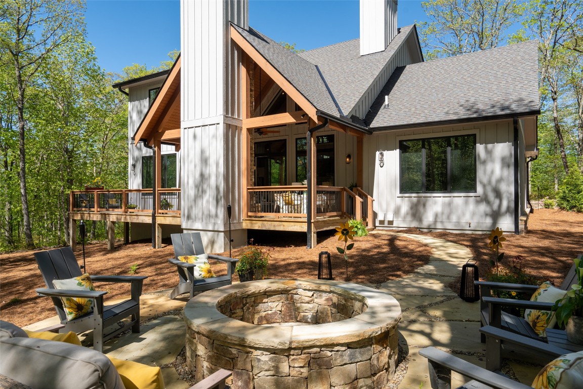 1984 New Settlers Way