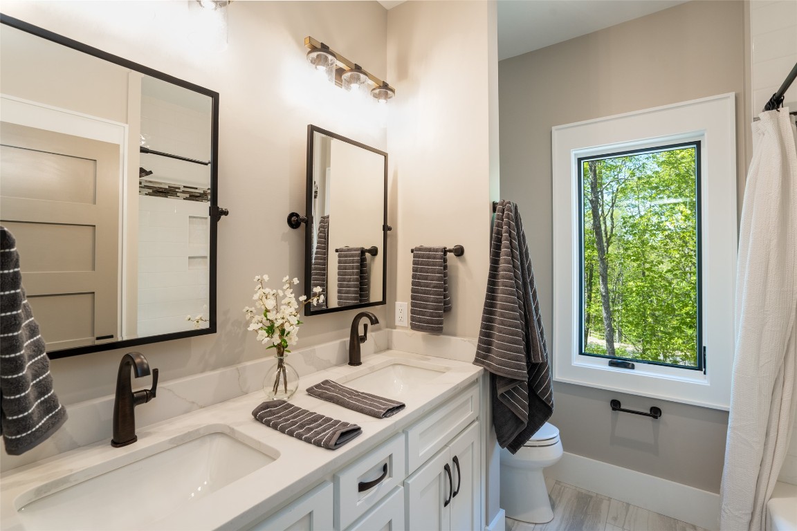 1984 New Settlers Way