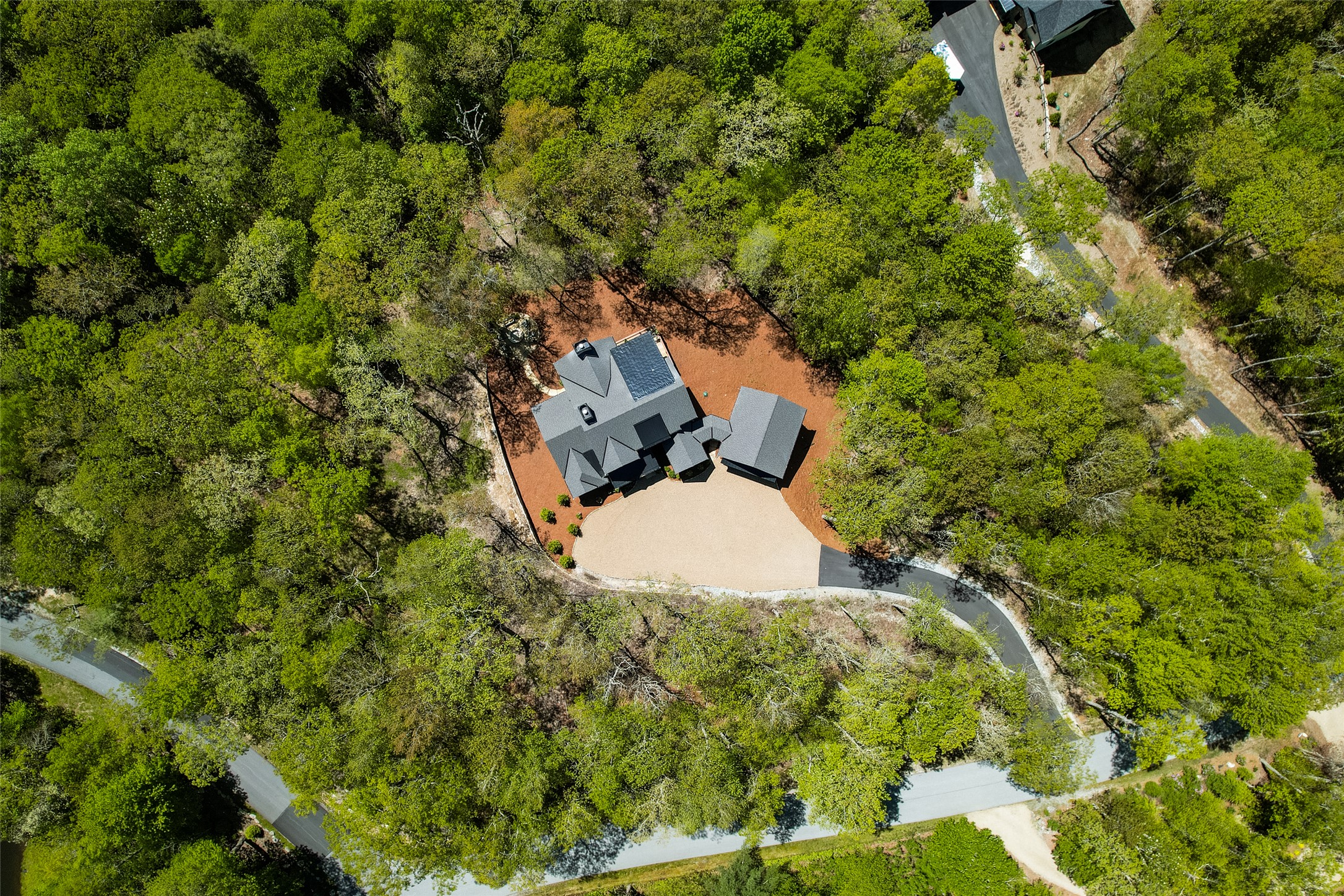 1984 New Settlers Way