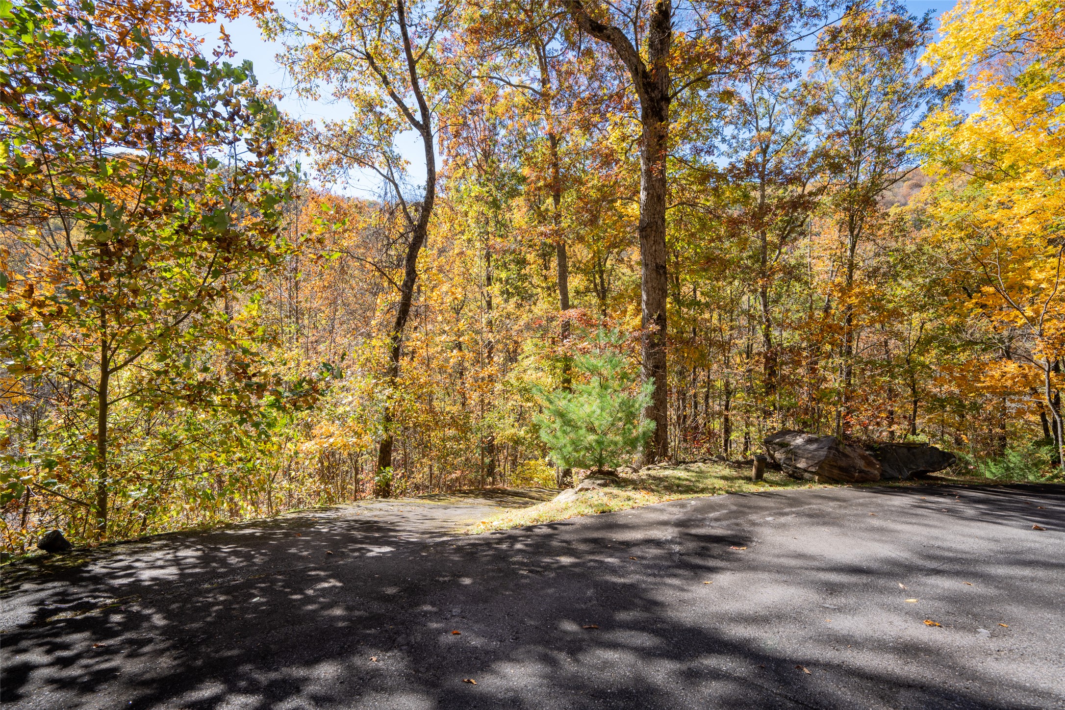 17 Pilot Knob Road