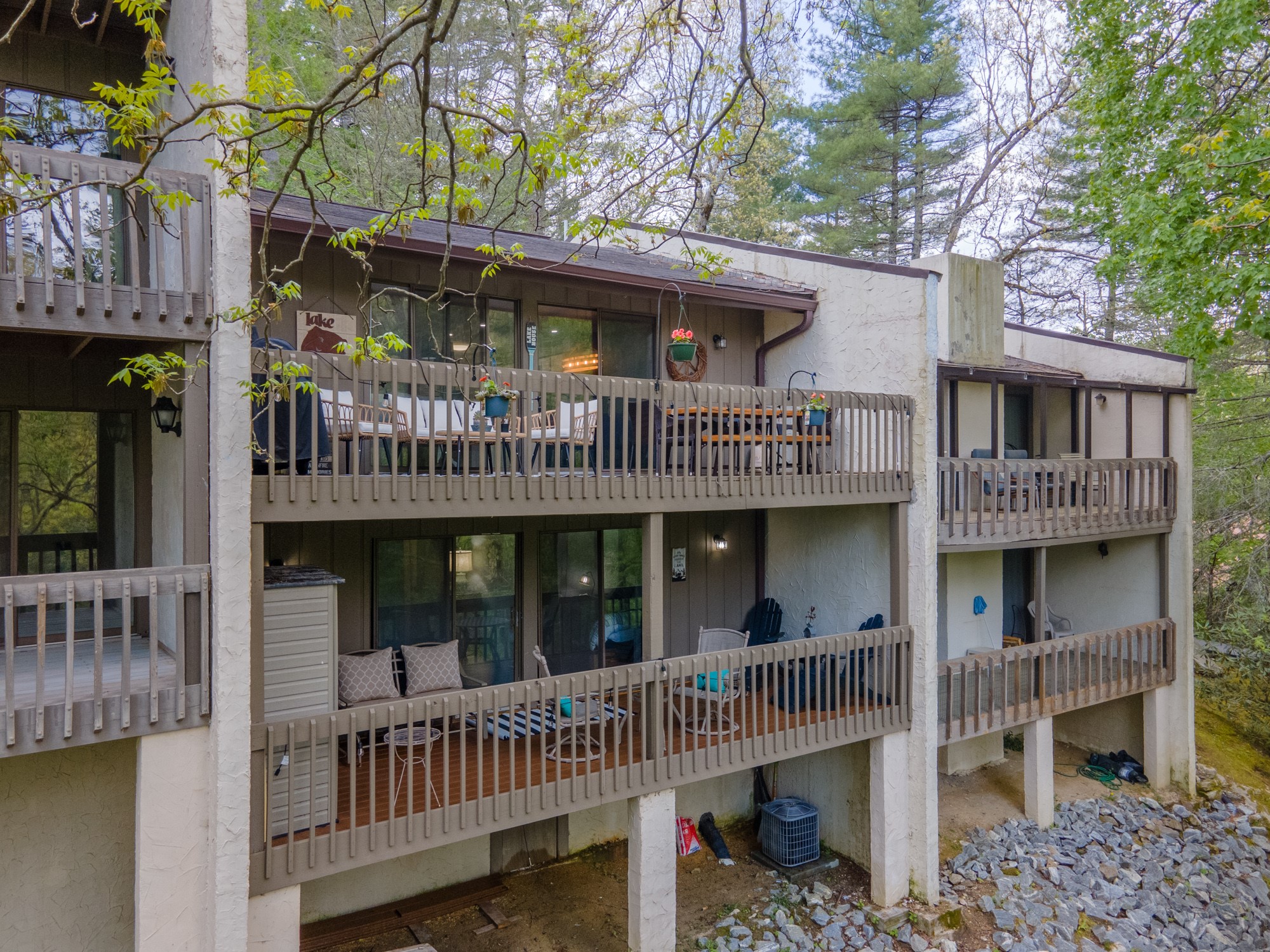 151 Overlook Road B