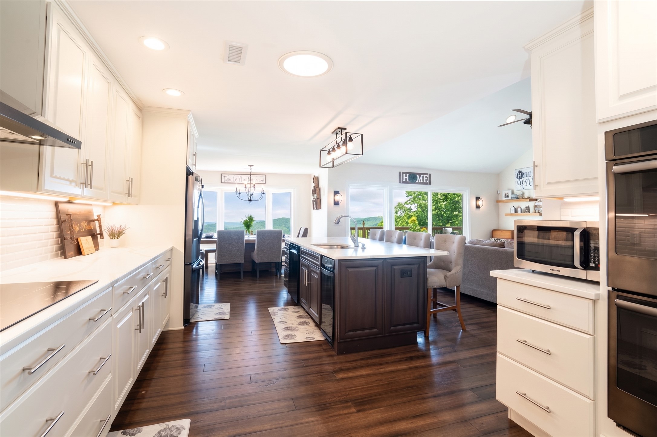 1624 Tower Road