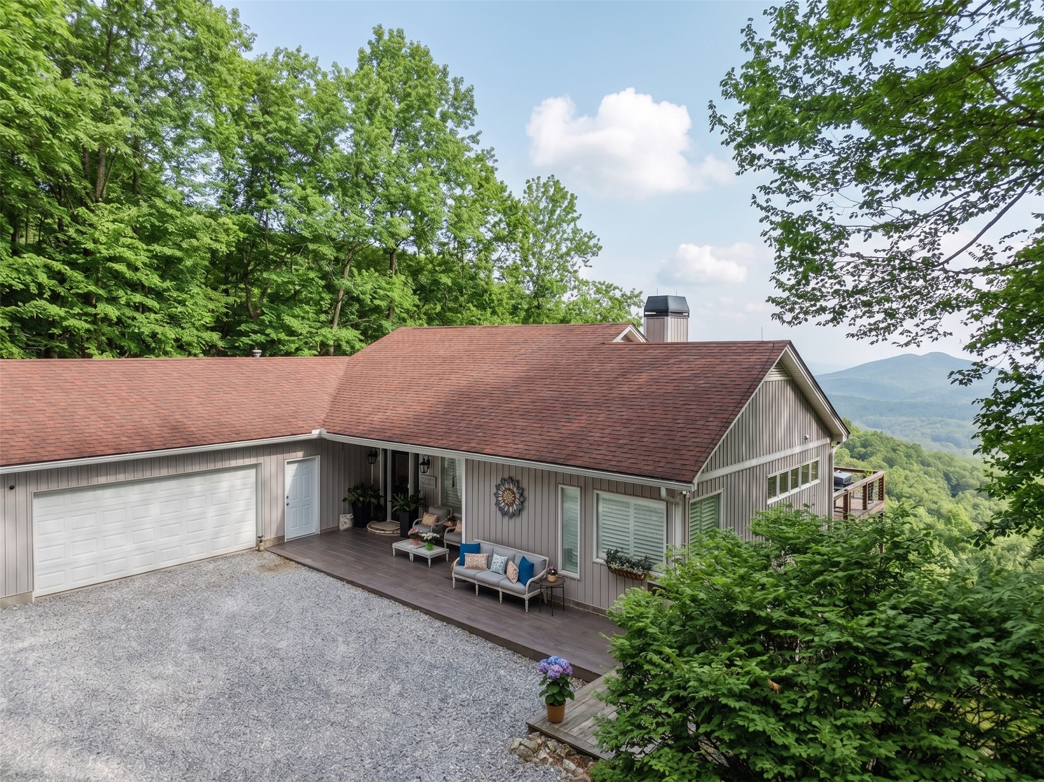 1624 Tower Road