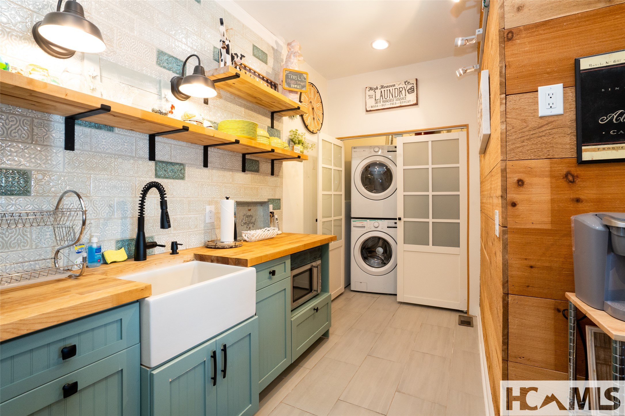 1624 Tower Road