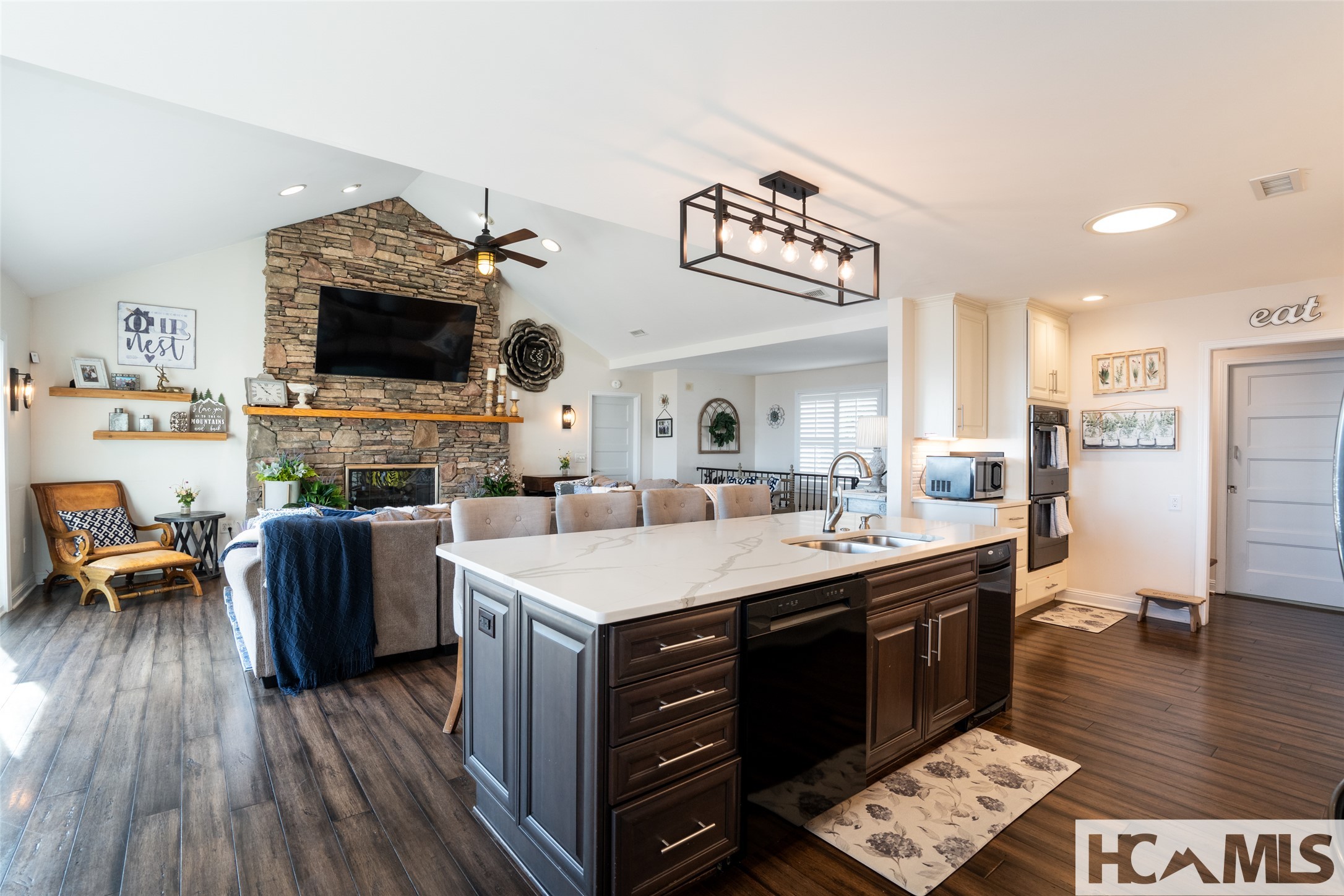 1624 Tower Road