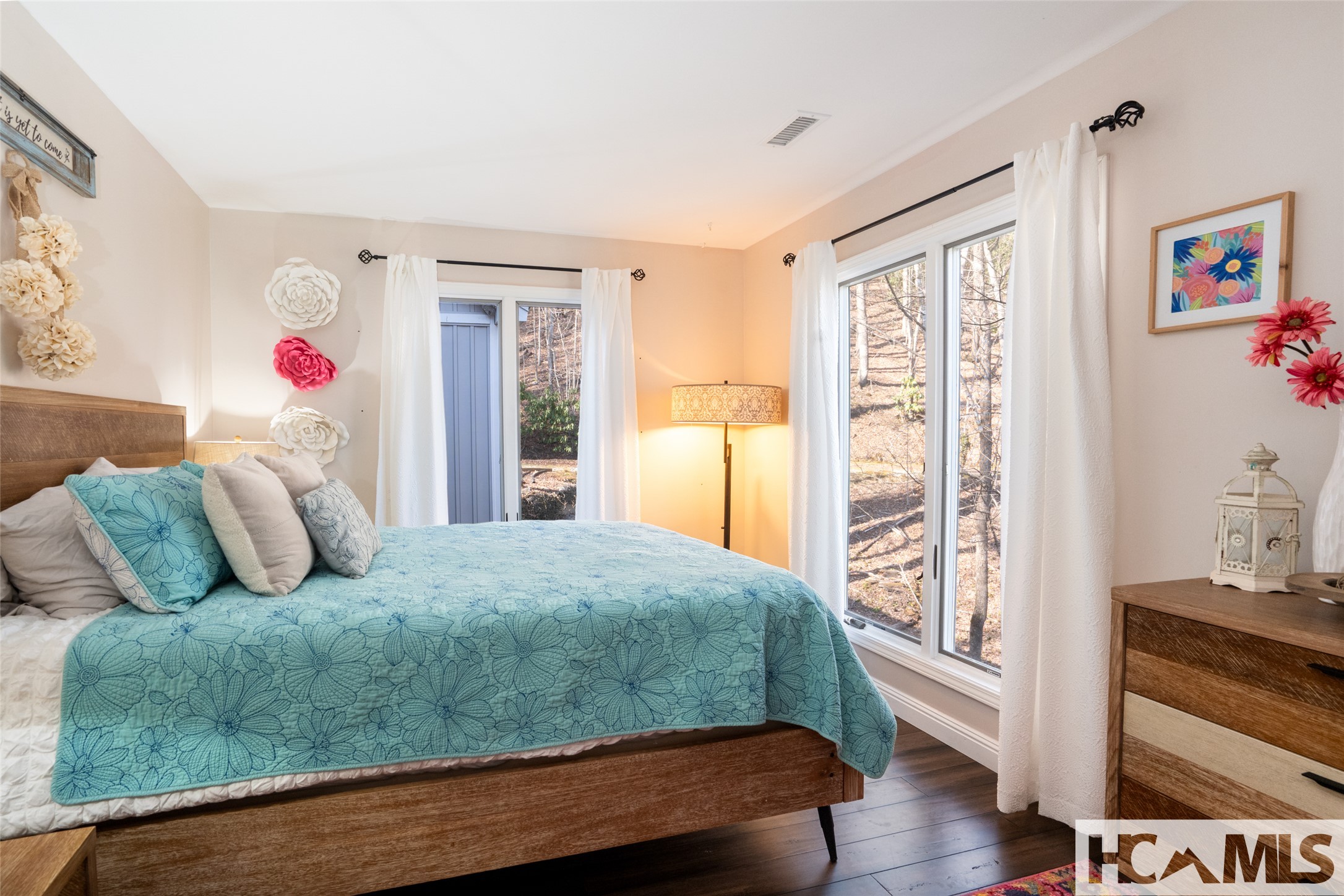 1624 Tower Road