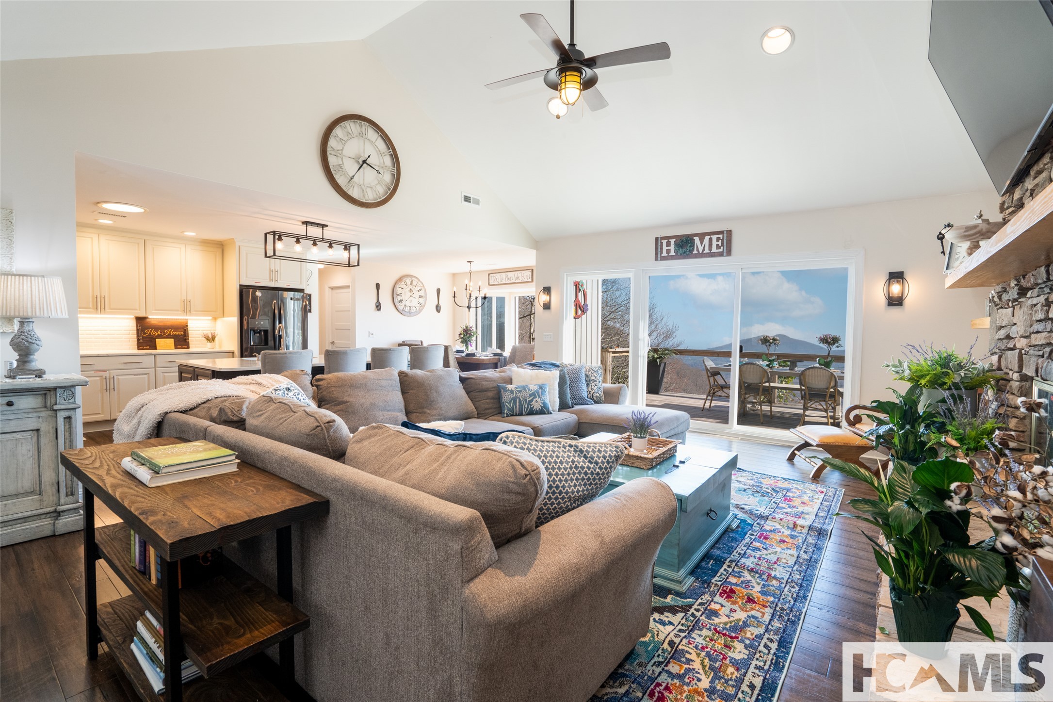 1624 Tower Road