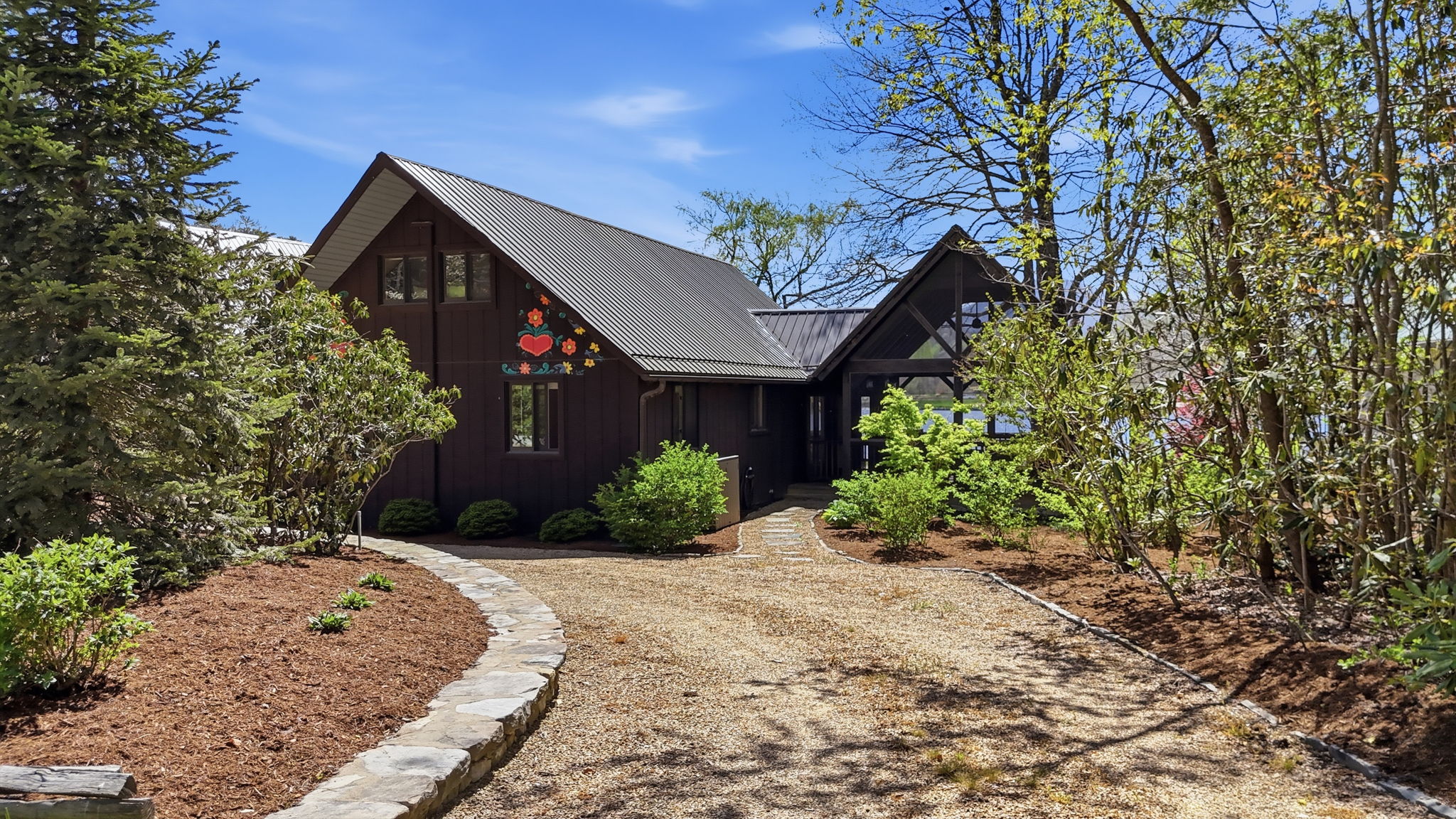 250 Valley Road