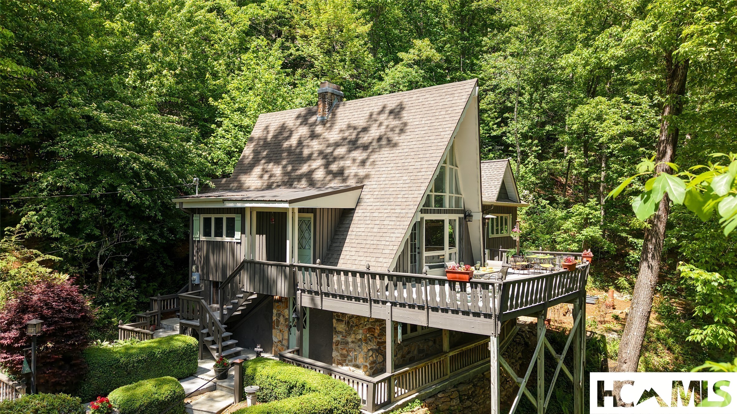 173 Strawberry Hill Road