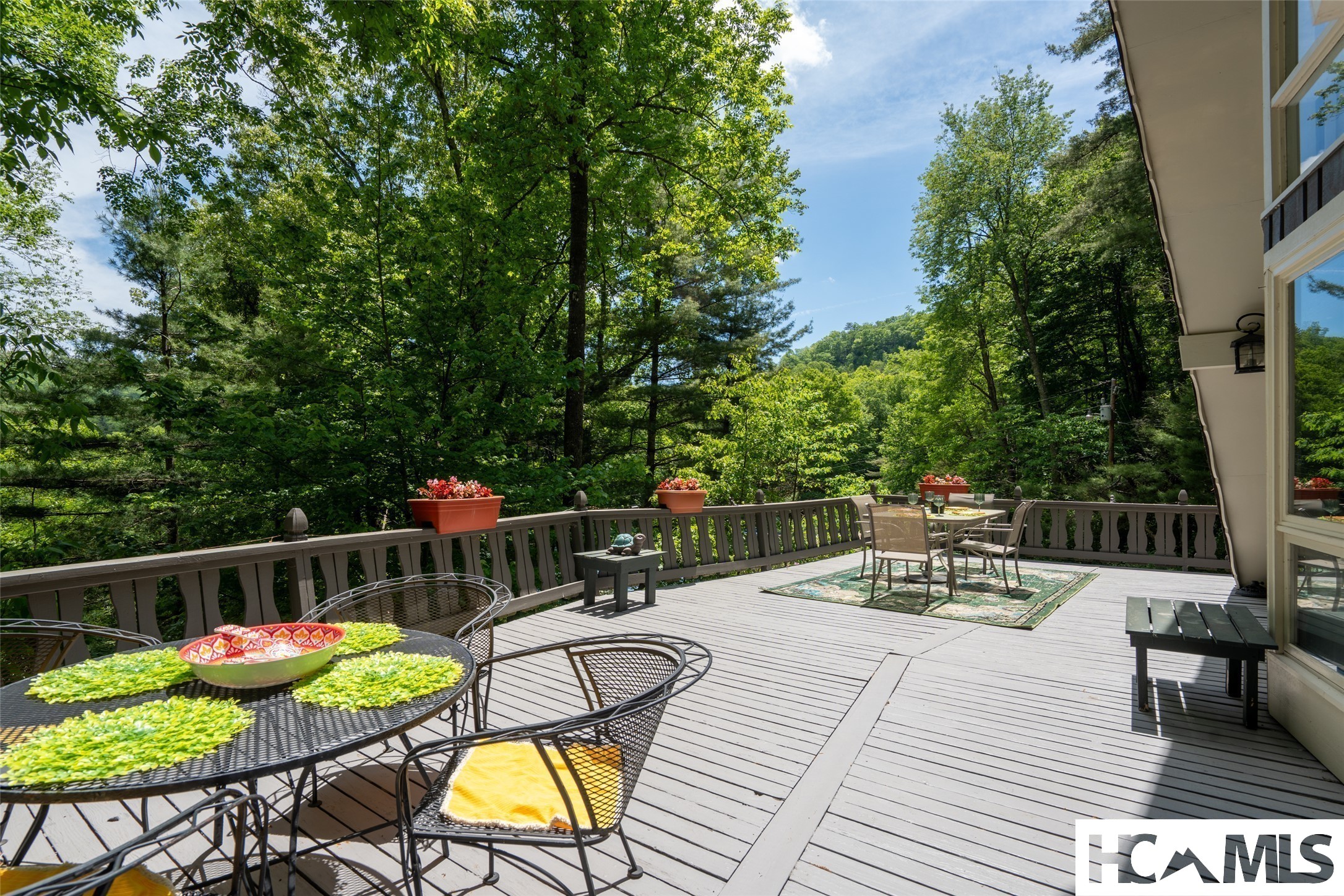 173 Strawberry Hill Road