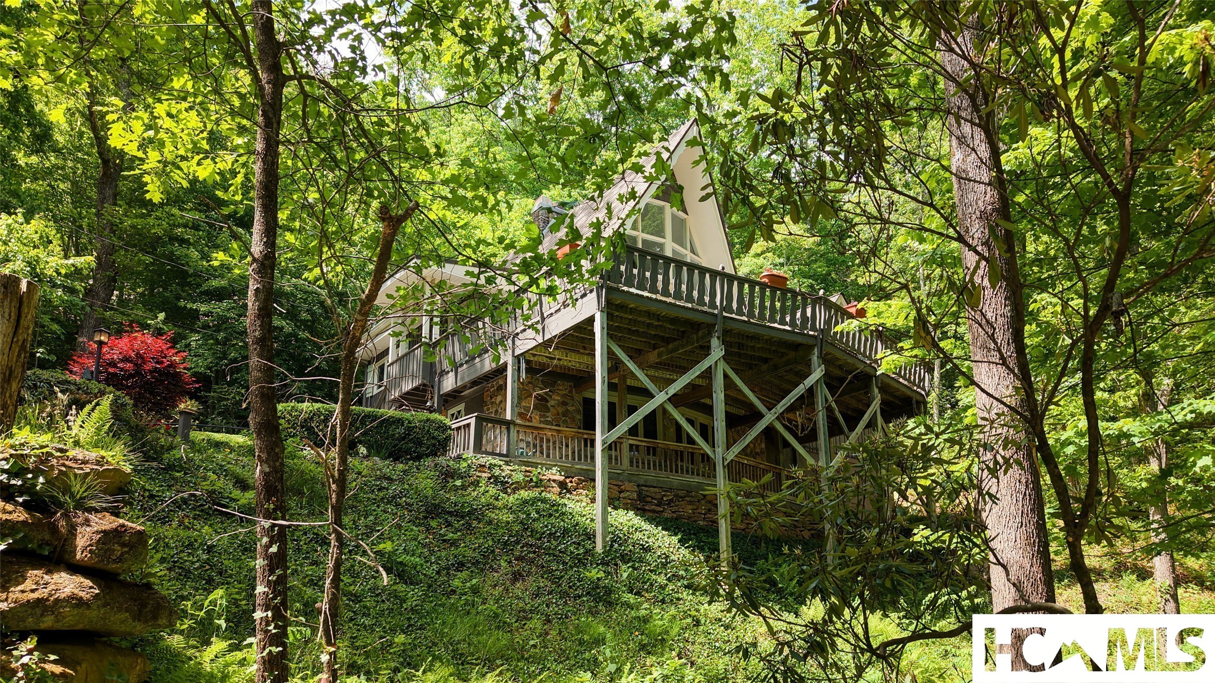 173 Strawberry Hill Road